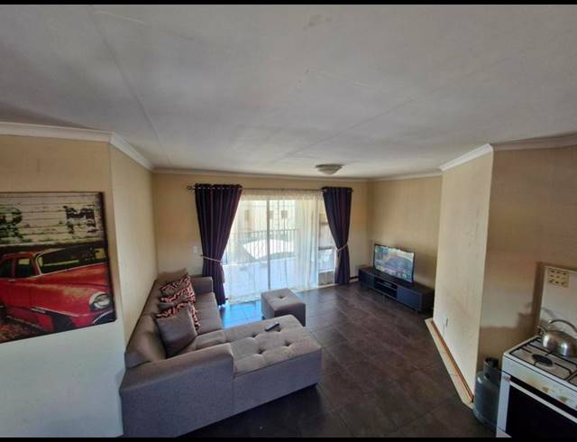 2 BEDROOM APARTMENT FOR SALE IN GOSFORTH PARK